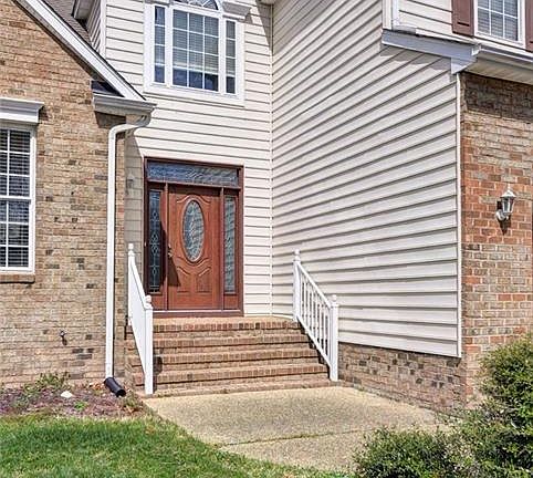 2nd image of 4023 Thorngate Dr