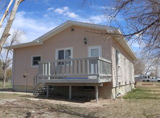 117 5th St, Glendive, MT 59330