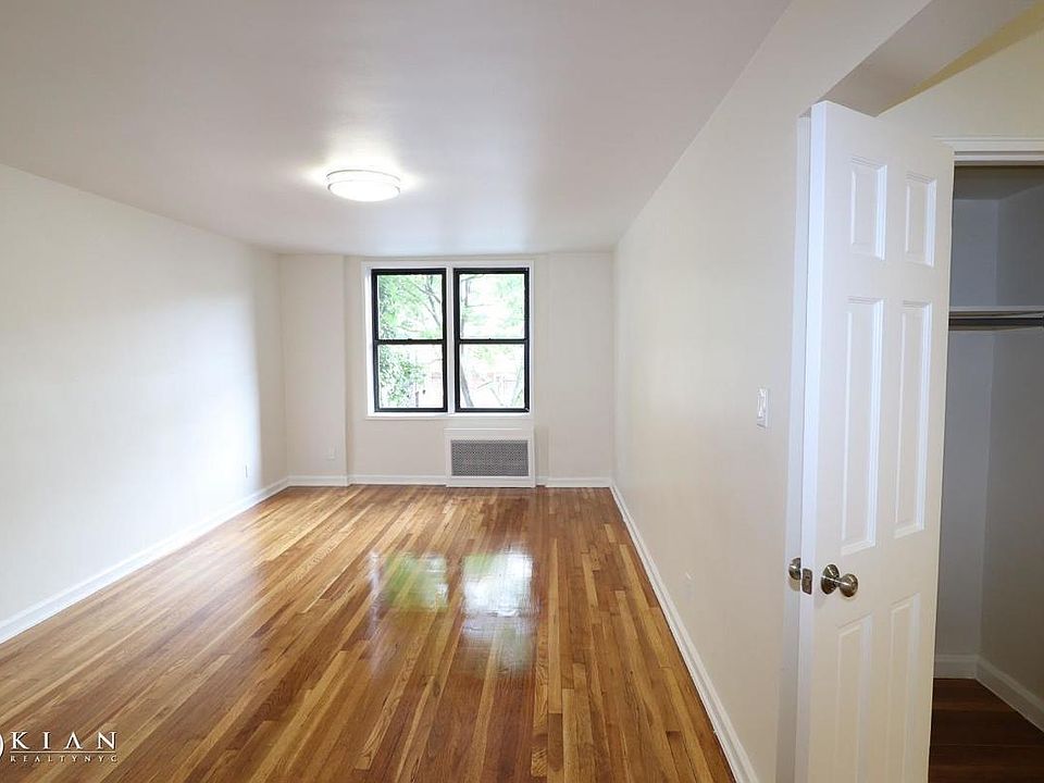 1st image of 13245 Maple Ave APT 205