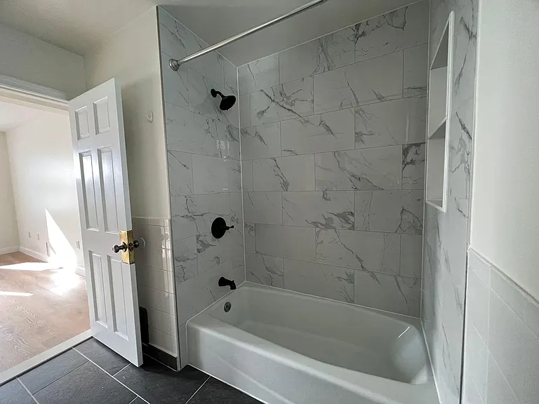 539 Washington St #2 — Photo 10