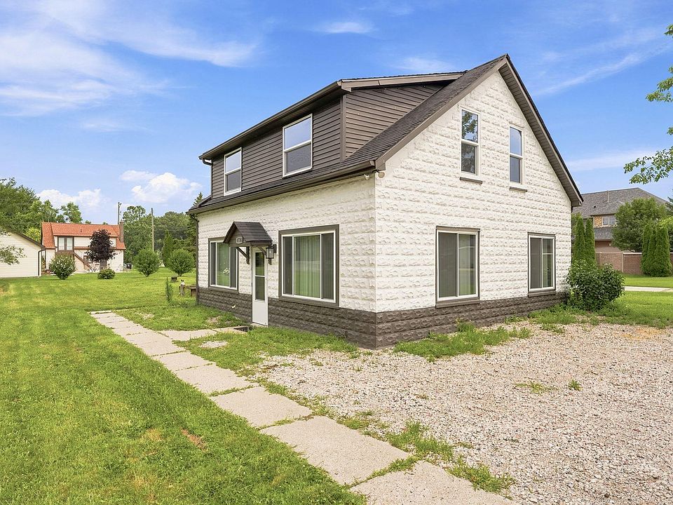 47561 Forton St, photo 11