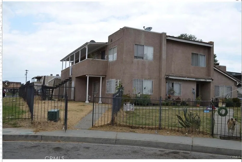 2 bed, 900 sqft, $1,650 — Photo 1