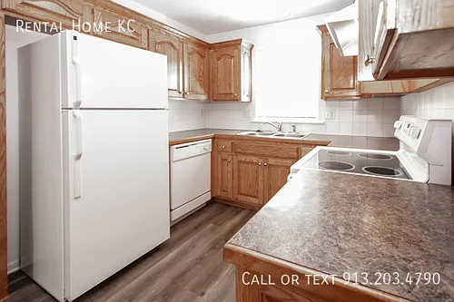 5905 Brittany St — Photo 5