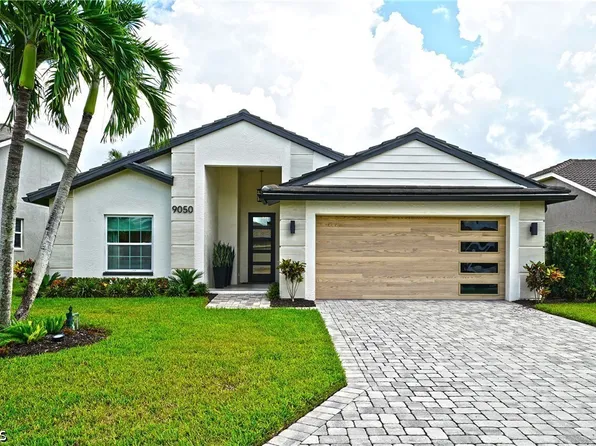 9050 Old Hickory Cir, Fort Myers, FL 33912