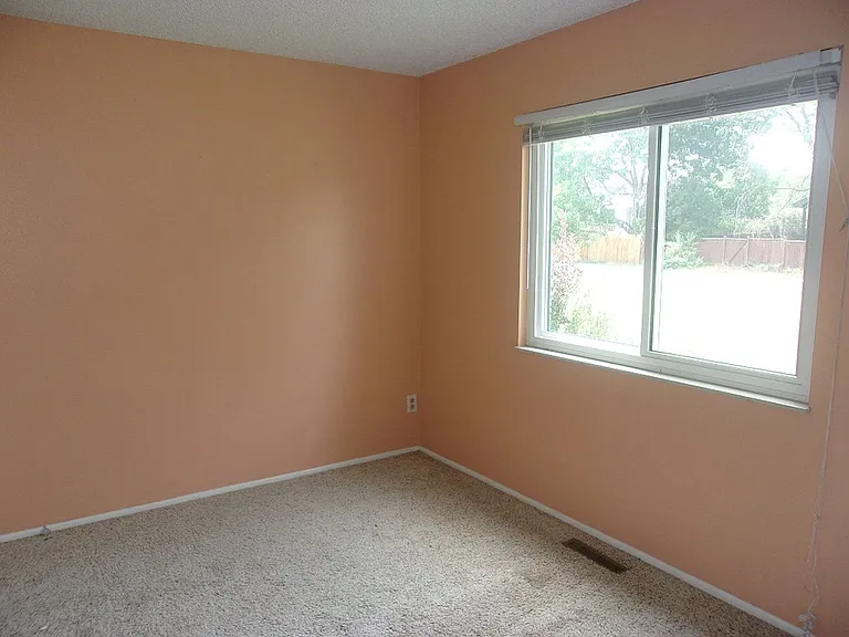 1800 Corriedale Dr — Photo 6