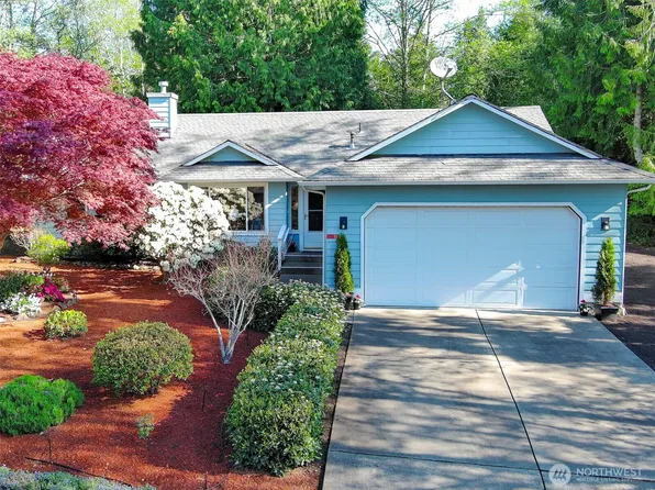 33 Goldfinch Lane, Port Ludlow, WA 98365