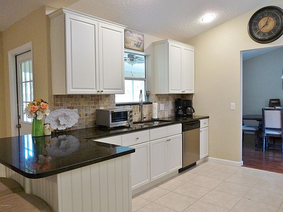 3rd image of 1237 Helias St NW