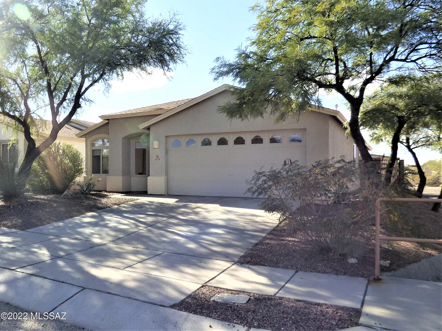 3 bed, 2.0 bath, 1633 sqft, $1,800 — Photo 2