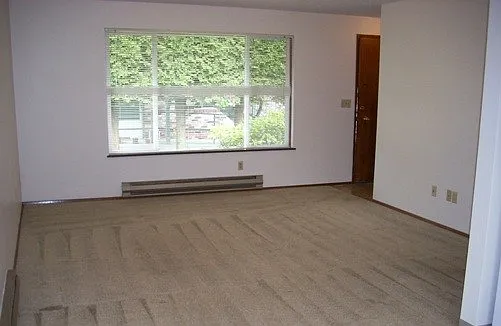 Beacon Manor — Photo 3