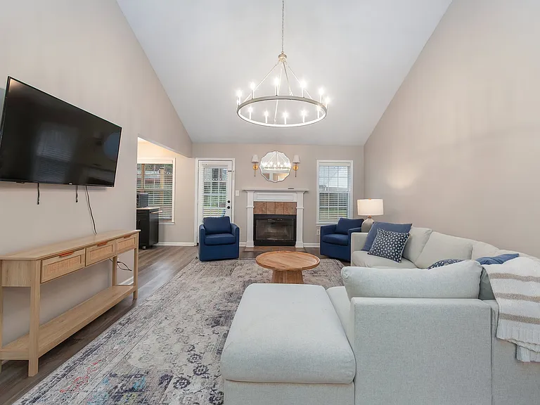 24 McLean Cv — Photo 7