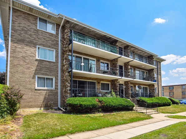 3910 W 115th Pl APT 3SW, Alsip, IL 60803