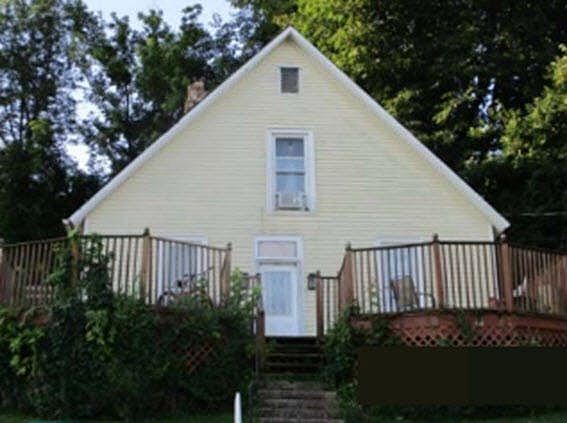 1st image of 225 Conwell St