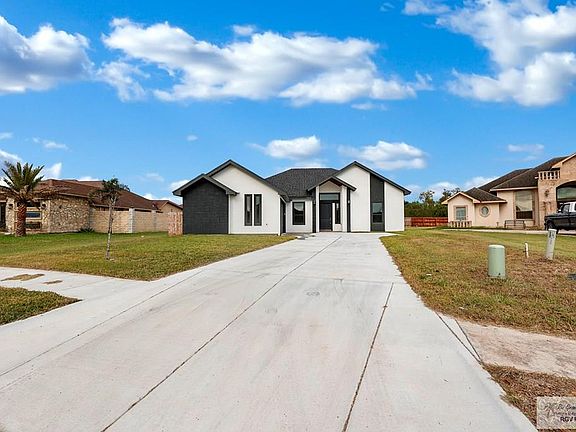 2nd image of 7076 Lago Vista Blvd