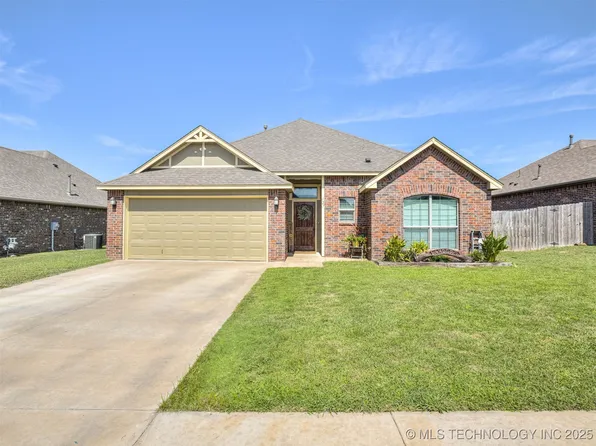 127 W 135th St N, Skiatook, OK 74070