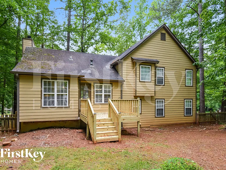 38 Michael Ct — Photo 18
