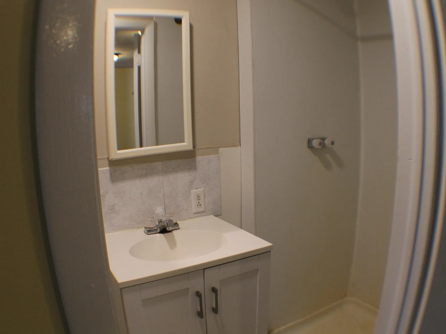 1 bed, $800 — Photo 4