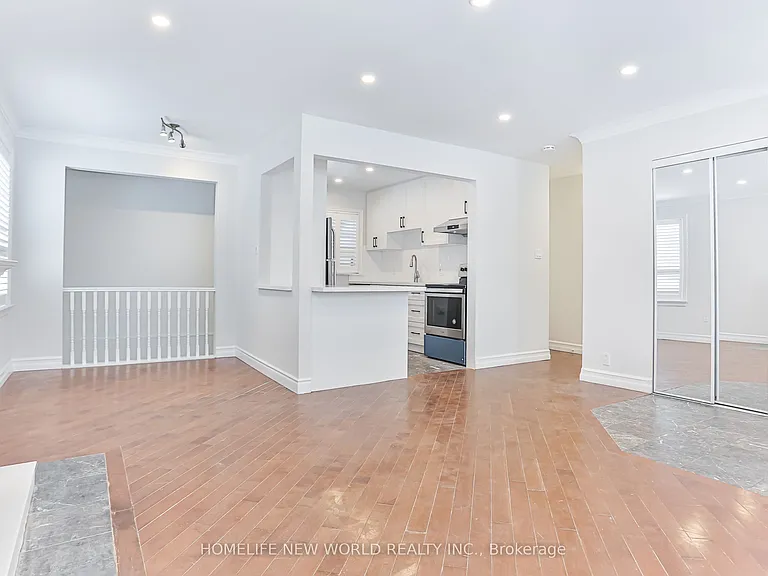 3 Erlesmere Ave — Photo 1