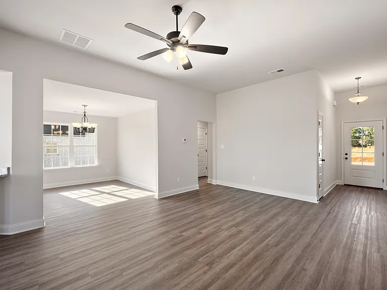 6475 John Hamilton Way E — Photo 2