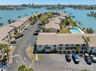 505 Plaza Seville Ct APT 11, Treasure Island, FL 33706