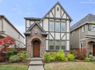 28922 SW Geneva Loop, Wilsonville, OR 97070