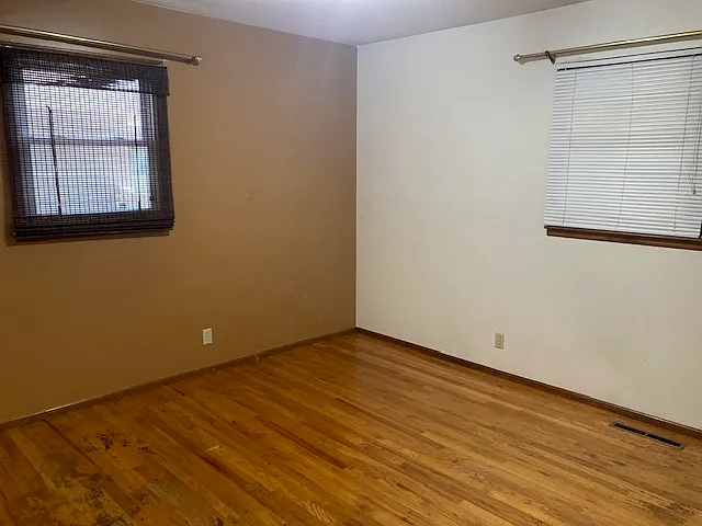 1014 N Sherman Ave — Photo 6