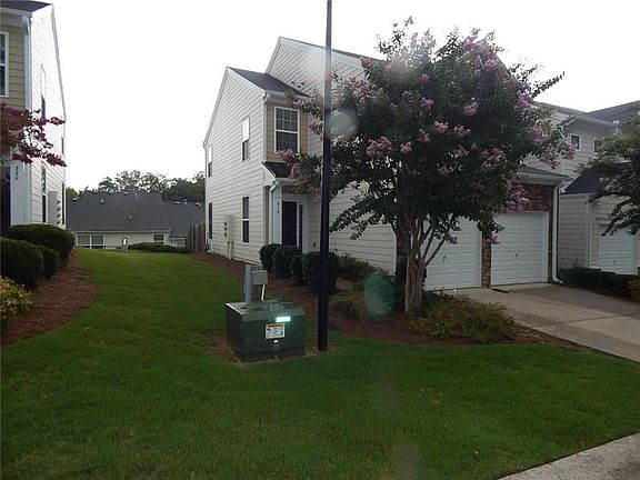 2nd image of 316 Niblewill Pl