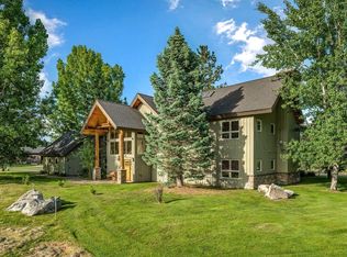 20 Gracie Ln, Sandpoint, ID 83864