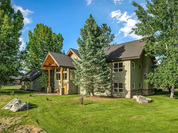 20 Gracie Ln, Sandpoint, ID 83864