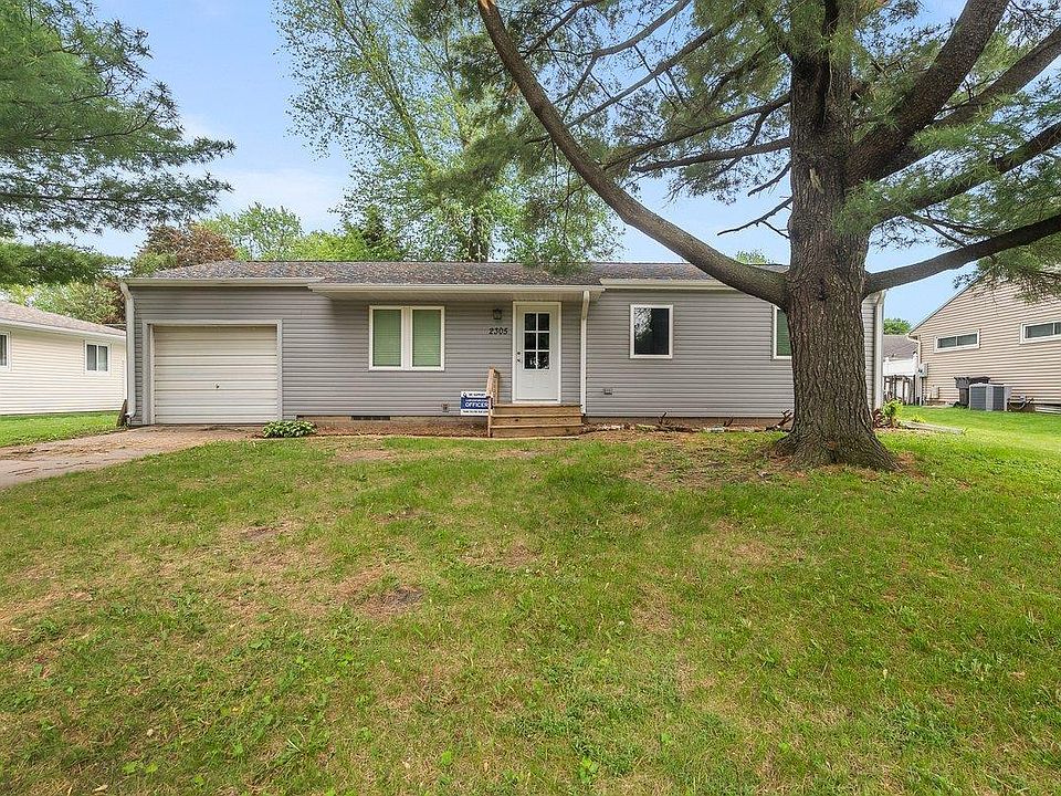 1st image of 2305 Valley High Dr
