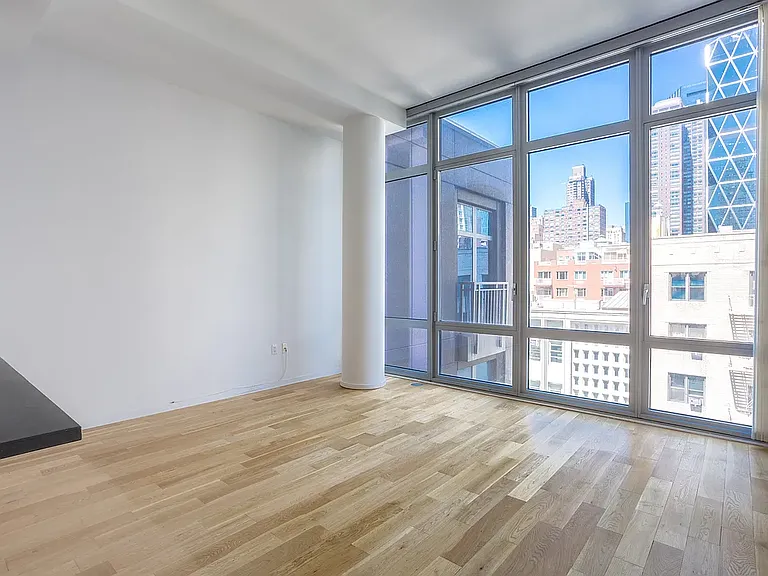 310 W 52nd St #6H — Photo 3