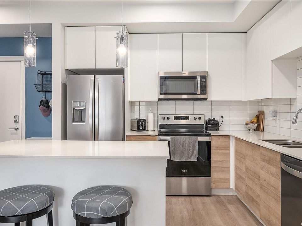 1st image of 4830 Cedar Ridge Pl #112