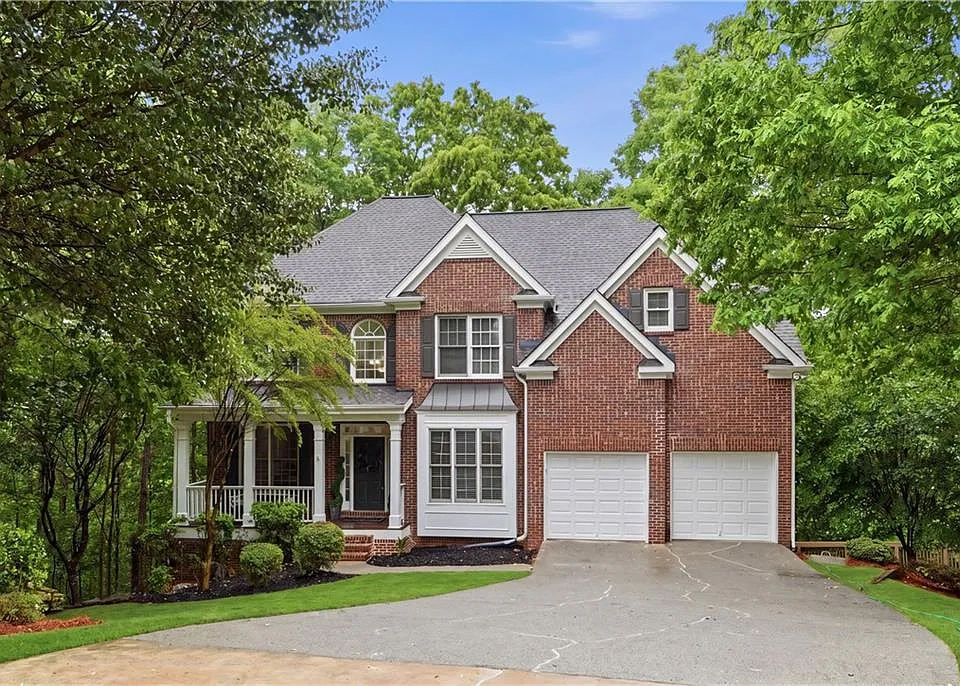 682 Montglade Ct