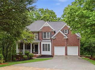 682 Montglade Ct, Suwanee, GA 30024