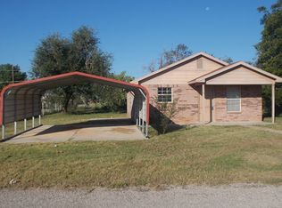 201 N 4th St, Coahoma, TX 79511