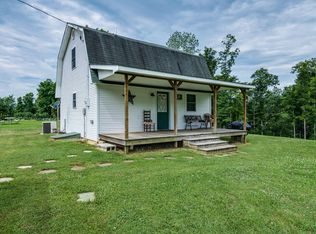 2521 New Hope Rd, Celina, TN 38551