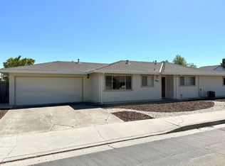 6821 Gloria Dr, Sacramento, CA