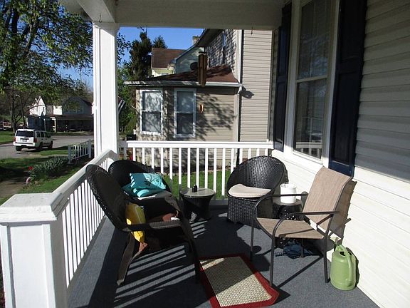 3rd image of 25 Columbia St