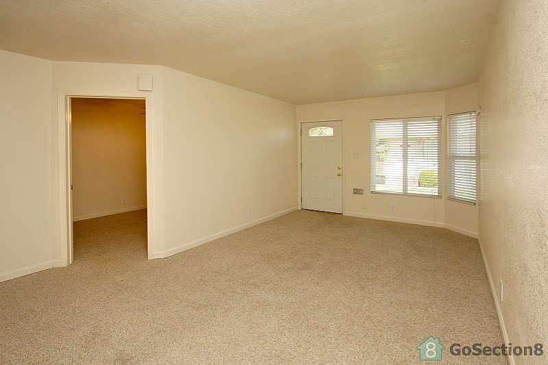2nd image of 540 W Hammond Ave