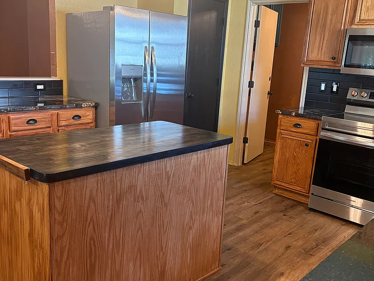 322 Dalhart Dr — Photo 14