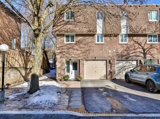115 Henderson Ave #7, Markham, ON L3T 2L3
