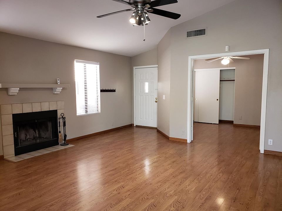 1st image of 4518 E Amberwood Dr