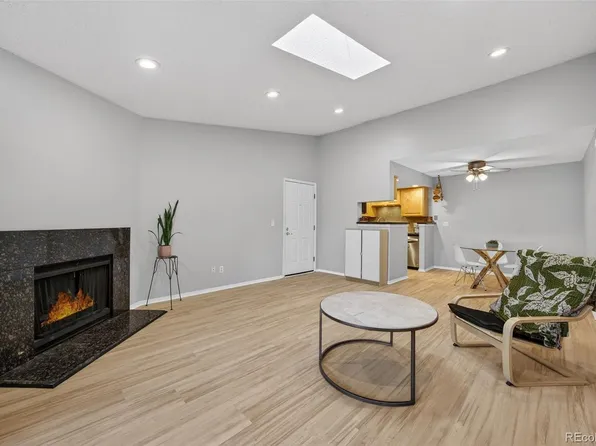 8225 Fairmount Drive Bldg 6 #203, Denver, CO 80247