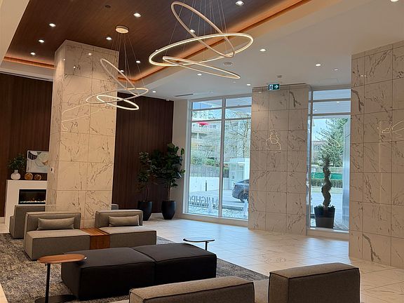 4th image of 518 Clarke Rd #3305