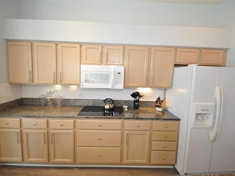 16 Cedarwood Ct — Photo 12