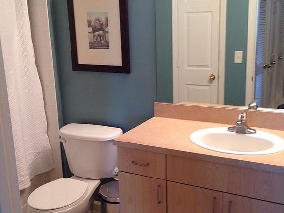 5th image of 533 NE 3rd Ave APT 414