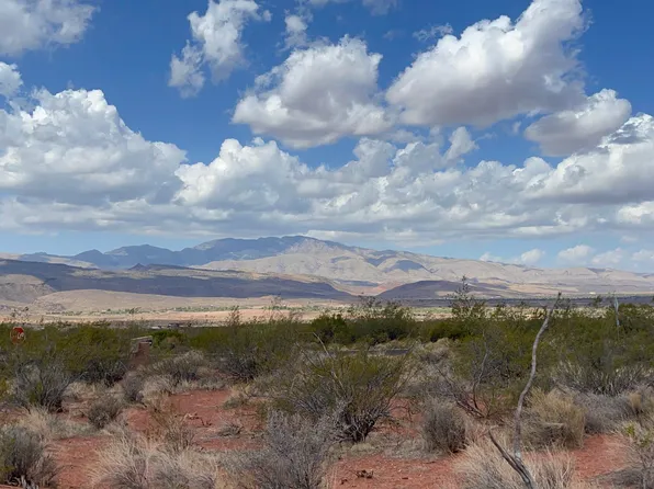 823 N Agave Ct, Ivins, UT 84738