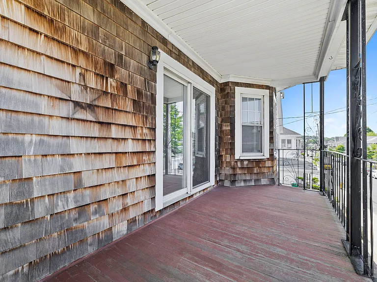 14 Windsor Rd #2 — Photo 12