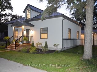 147 2nd St, Collingwood, ON L9Y1E7