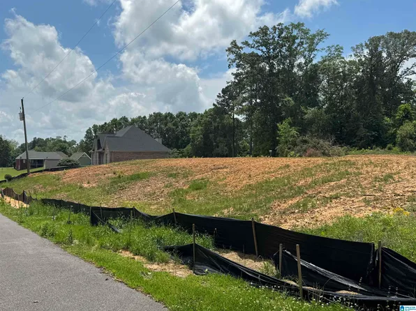 200 Kristin Ln #11, Thorsby, AL 35171