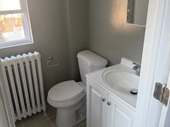 41 Randall Ave #1, Trenton, NJ 08611